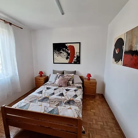 Two Bedroom Alma Ζαντάρ